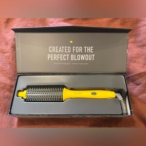Drybar The Curl Party Heated Curling Round Brush - Brand New In Box